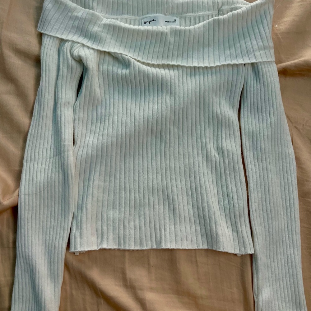 SUPRE Off-Shoulder Ribbed Long Sleeve Top in White